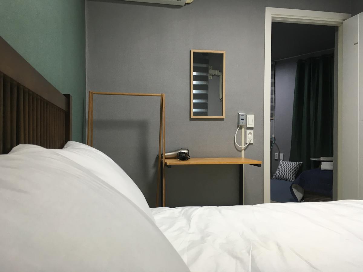 Art And Stay Suncheon Buitenkant foto