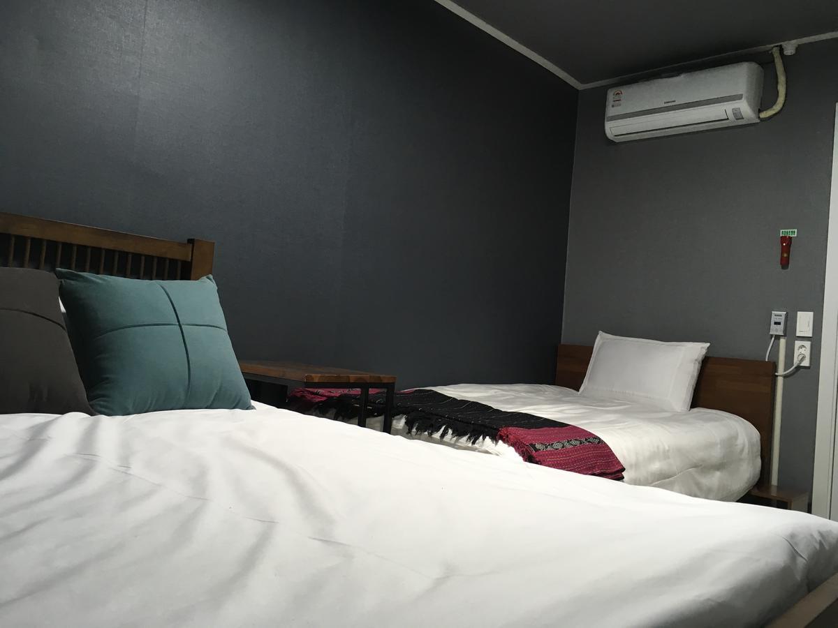 Art And Stay Suncheon Buitenkant foto